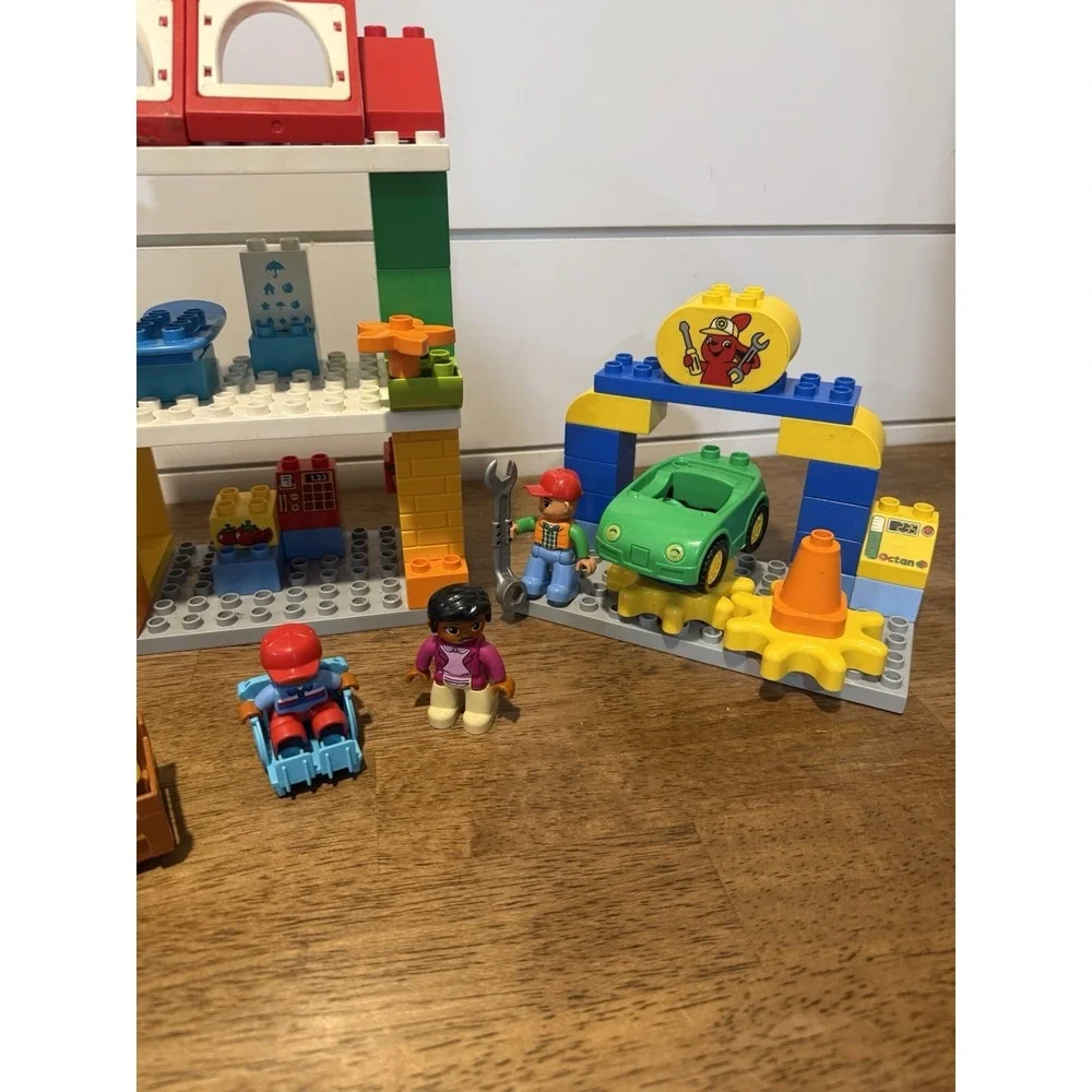 Duplo High Street 10836‎